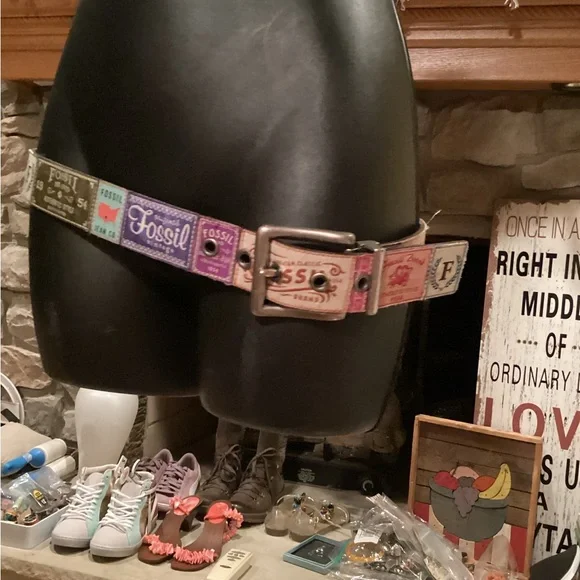 Fossil Logo Patchwork Unique Leather Belt SZ.S - Picture 8 of 16